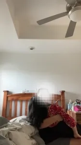 趁教授未婚夫不在家，跑来偷情，又给她操爽了